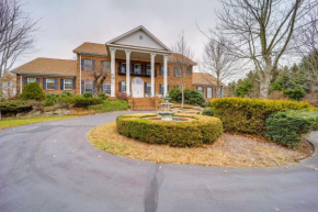 Immaculate Boone Villa with Entertainment Lounge! Boone